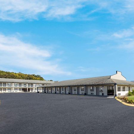 Rodeway Inn Elkton Ngoại thất bức ảnh