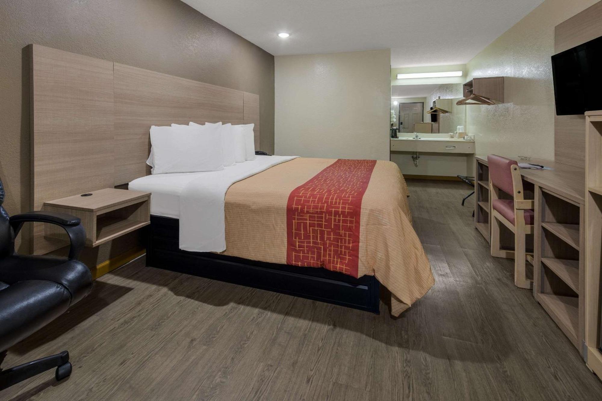 Rodeway Inn Elkton Ngoại thất bức ảnh